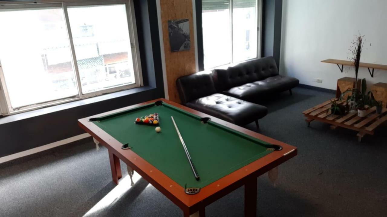La Bamba Student Hostel บัวโนสไอเรส ภายนอก รูปภาพ